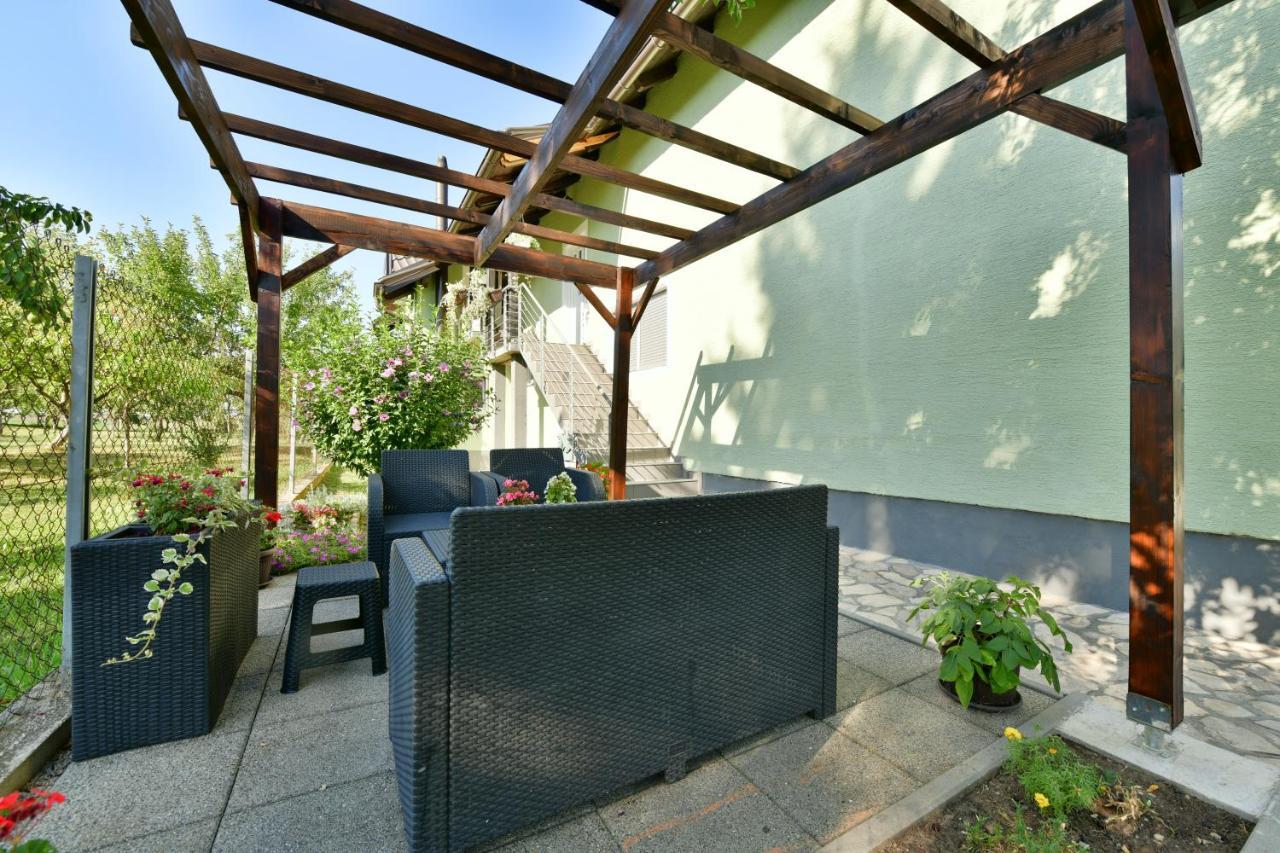 Guest House Jagoda Rakovica Eksteriør bilde