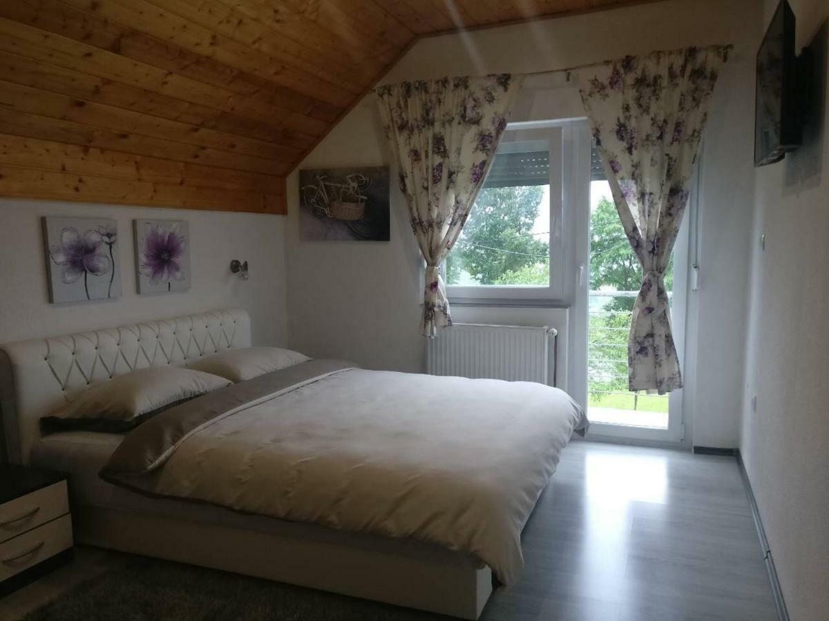 Guest House Jagoda Rakovica Eksteriør bilde